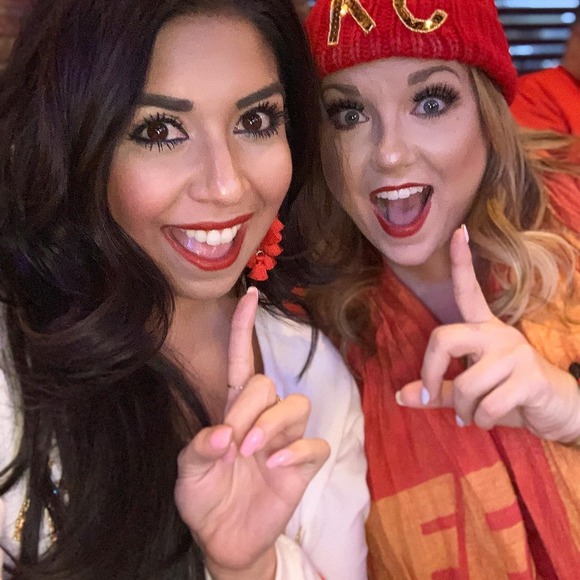 Meet your Posher, Marissa - Picture 1 of 1